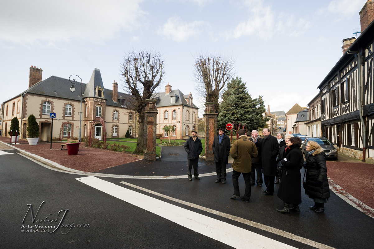 Nom de l'image : Visite-de-Verneuil-avec-le-Maire_2013-01-27__(c)Norbert-Jung.com_D3s096507 — Description :