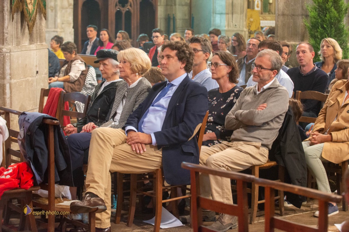 Nom de l'image : 120933_D8e158220_c_esprit-photo.com — Description :