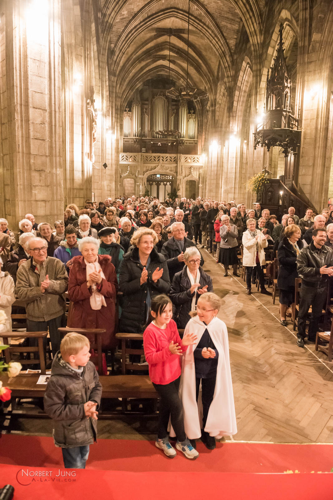 Nom de l'image : 160326_22h30_D8e093629_(c)A-la-Vie.com — Description :