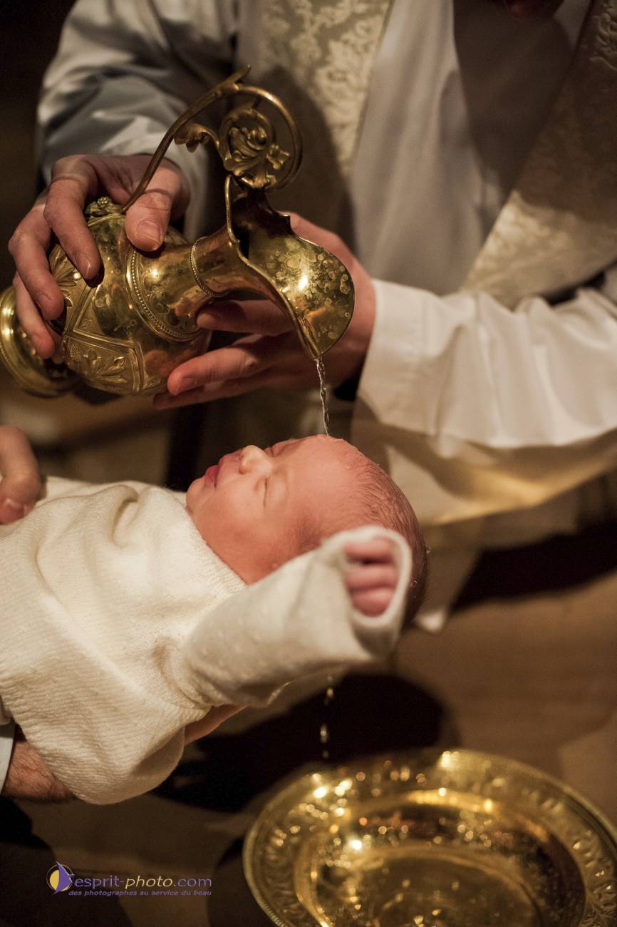Nom de l'image : D30095452_c_Photographie.Pro — Description :  Baptême de Louis GROUES (Jeanne et Xavier)