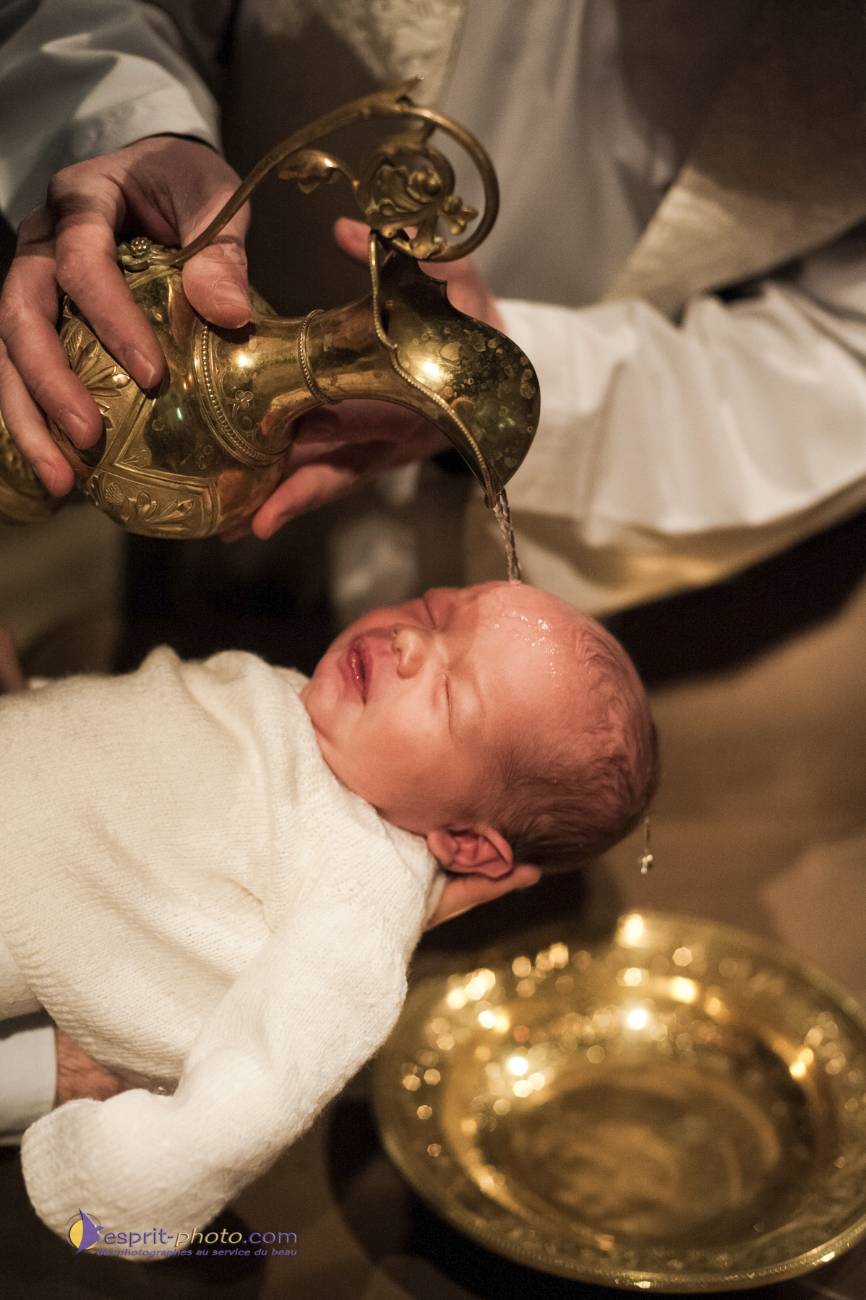 Nom de l'image : D30095456_c_Photographie.Pro — Description :  Baptême de Louis GROUES (Jeanne et Xavier)