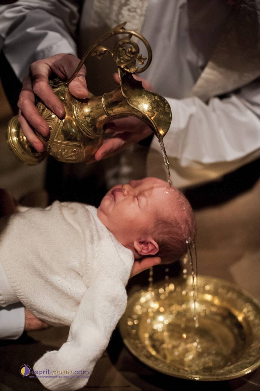 Nom de l'image : D30095458_c_Photographie.Pro — Description :  Baptême de Louis GROUES (Jeanne et Xavier)